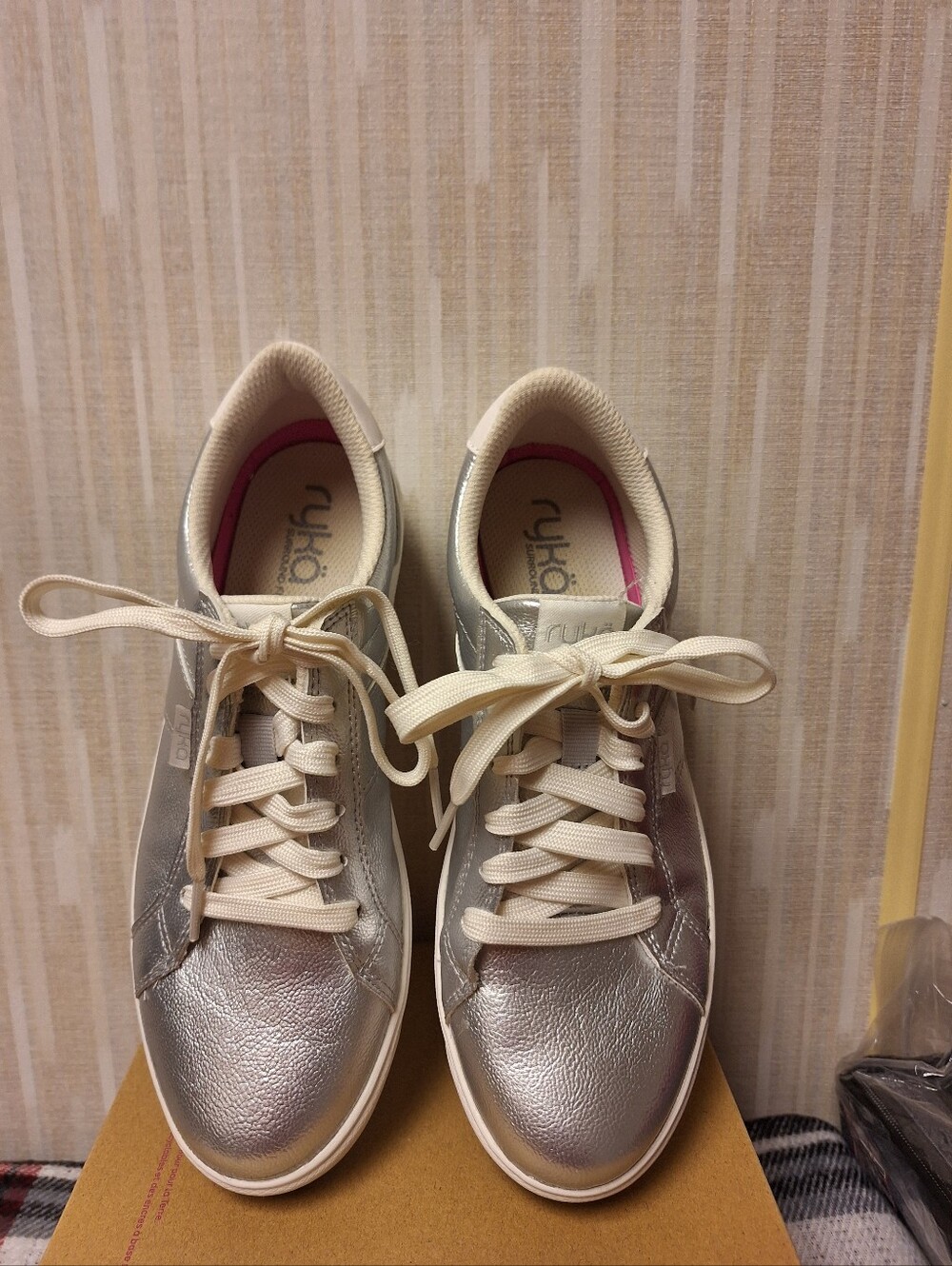 Ryka Womens Sneakers - 7.5
